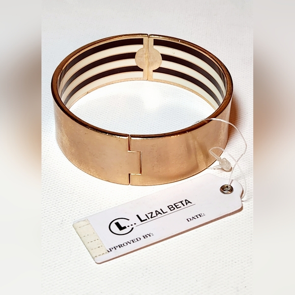 Henri bendel sample rose gold bangle - Picture 3 of 3